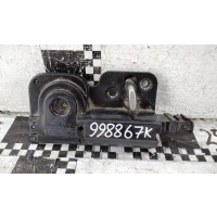 Держатель замка крышки багажника с доводчиком Volkswagen Transporter T6