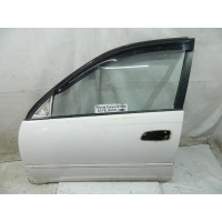 Стекло боковое Toyota Carina AT192 1996 68102-20210
