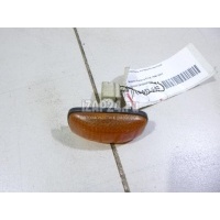 Повторитель на крыло желтый Nissan Primera P11E (1996 - 2002) 261609F000