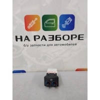 Кнопка вентиляции сиденья TOYOTA Land Cruiser 200 2014 84751-60150