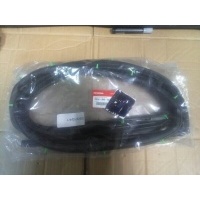 Уплотнитель двери Honda Civic 8 72810-SMG-E01
