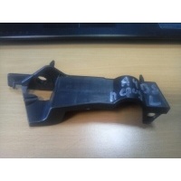 кронштейн бампера Audi a4 b8 8k0807283
