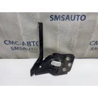 Петля капота Volkswagen Touareg NF 7P6823301