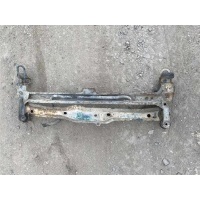 балка подрадиаторная Volkswagen Passat B3 1990 357199171B