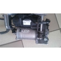 Компрессор пневмоподвески Mercedes S W222 2018 A0993200104,0993200104,A2223200304,A2223200404