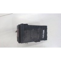 Блок предохранителей Chrysler Voyager 2001-2007 2005