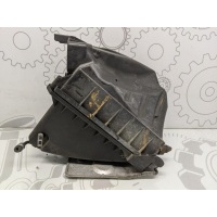 Корпус воздушного фильтра Audi A4 B6 2003 06B133837A