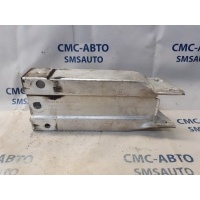 Кронштейн усилителя бампера Mercedes E-Class W212 A2126200695