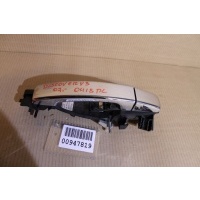 Ручка двери нaружная левая передняя Land Rover Discovery 2004-2009 LR016457