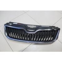 Решетка радиатора Skoda Rapid 2013- 5JA8536689B9
