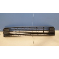 Решётка в бампер центральная Volkswagen Polo Sedan 2011- 6RU853671CRYP