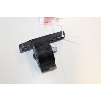 Петля двери передней правой нижняя Mercedes C-klasse W205 2014- A2057204611