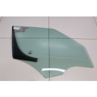 Стекло двери передней правой Skoda Roomster 2006-2015 5J7845022C