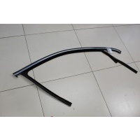 Уплотнитель стекла передней правой двери Volkswagen Jetta A5 2006-2010 1K5837432D5AP
