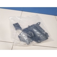 Пыльник двигателя боковой правый Renault Duster 2010- 638302834R