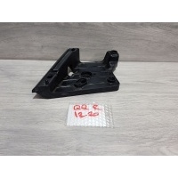 Кронштейн фары правый Nissan Qashqai J11E 2014- 62044HV00A