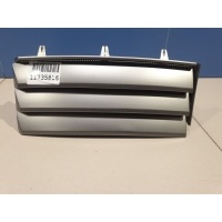 Накладка переднего правого крыла Land Rover Range Rover 2002-2012 LR011352