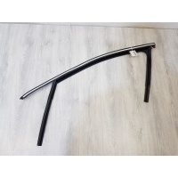 Направляющая стекла передней левой двери Skoda Superb 3T 2008-2015 3T0837431E