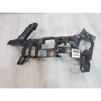 Кронштейн бампера переднего левый Mercedes C-klasse W204 2007-2015 A2048854165