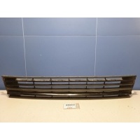 Решётка в бампер центральная Volkswagen Polo Sedan 2011- 6RU853671CRYP