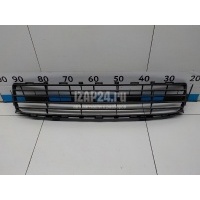 Решетка в бампер центральная Toyota Auris (E15) (2006 - 2012) 5311202080