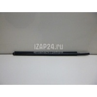 Накладка стекла заднего правого Suzuki Swift (2004 - 2010) 8383163j00