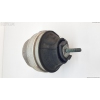 Подушка крепления двигателя Volkswagen Passat B5 1997 8D0199382L