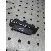 Кнопка открытия багажника Renault Laguna 2 2003 8200002001