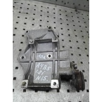 Кронштейн компрессора кондиционера Audi A4 B5 1994 058260885C