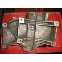 Кронштейн компрессора кондиционера Audi A4 B5 1998 058260885c