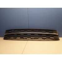 Решётка в бампер центральная Skoda Octavia A7 2013-2020 5E0853677K9B9