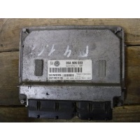 Блок управления двигателем Volkswagen Golf 1998 06a906033