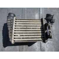 Интеркулер Volkswagen Golf 1992 1h0145805