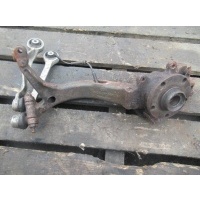 Ступица передняя левая Audi A4 1997 8d0407257n