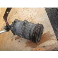Компрессор кондиционера Volkswagen Passat 1999 8d0260805