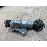 Замок зажигания Volkswagen Passat 1998 4d0905851e