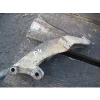 Кронштейн полуоси Volkswagen Transporter 1996 02b409905m