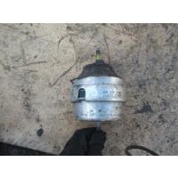 Подушка крепления двигателя Volkswagen Passat 1999 8d0199379ae