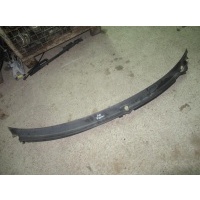 Дождевик Audi A6 1999 4b1819403c