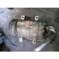 Компрессор кондиционера Volkswagen Passat 1998 8d0260805