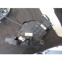 Замок двери передней правой Mazda 3 2005