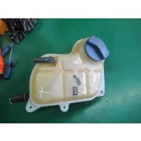 Бачок расширительный Audi A4 1997 8d0121403j