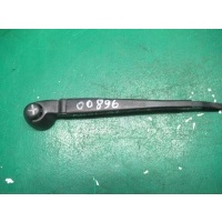 Щеткодержатель (поводок стеклоочистителя, дворник) Audi A6 2002 8d9955407a
