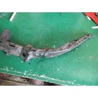 Кронштейн крепления бампера Volkswagen Passat 1997 3b0807049b