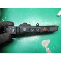 Кнопка аварийной сигнализации Chrysler Grand Voyager 2003 04685925aa