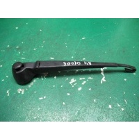 Щеткодержатель (поводок стеклоочистителя, дворник) Audi A4 1998 8d9955407a