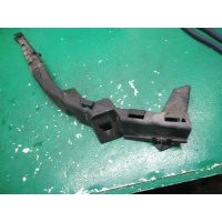 Кронштейн крепления бампера Volkswagen Passat 1998 3b0807050
