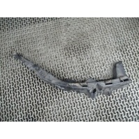 Кронштейн крепления бампера Volkswagen Passat 1997 3b0807050a