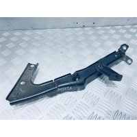 Кронштейн крепления крыла переднего левого Audi A5 8T 2010 8T0821135