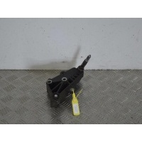 Кронштейн КПП Renault Clio 2 (1998-2005) 1999 7700415097